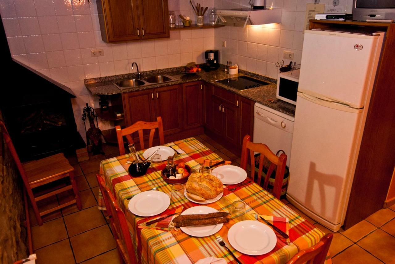 Casa Cal Pastor Guest House Salo Exterior photo